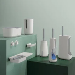 Tiger Toiletborstelhouder TESS Met Opbergfunctie Vrijstaand En Swoop Borstel Flexibel Wit/lichtgrijs -Pro Badkamer Verkoop 123 3420