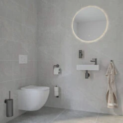 Marho Toiletrolhouder Luxor Met Klep Gun Metal 8 Marho Toiletrolhouder Luxor Met Klep Gun Metal -Pro Badkamer Verkoop 123 3594